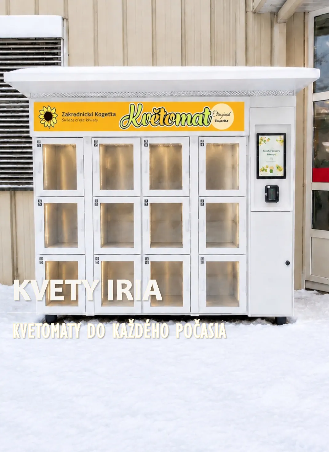 Exteriérový kvetomat na 12 kytíc v obchodnej časti v Moravskom Krumlove